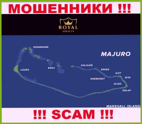Лучше избегать работы с internet шулерами Royal Gold FX, Majuro, Marshall Islands - их оффшорное место регистрации